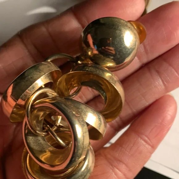 Elegant Gold Dangle Clip On Earrings - Picture 6 of 6